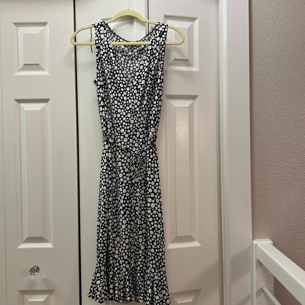 GNW Navy and White Short Sleeve wrap dress size 10